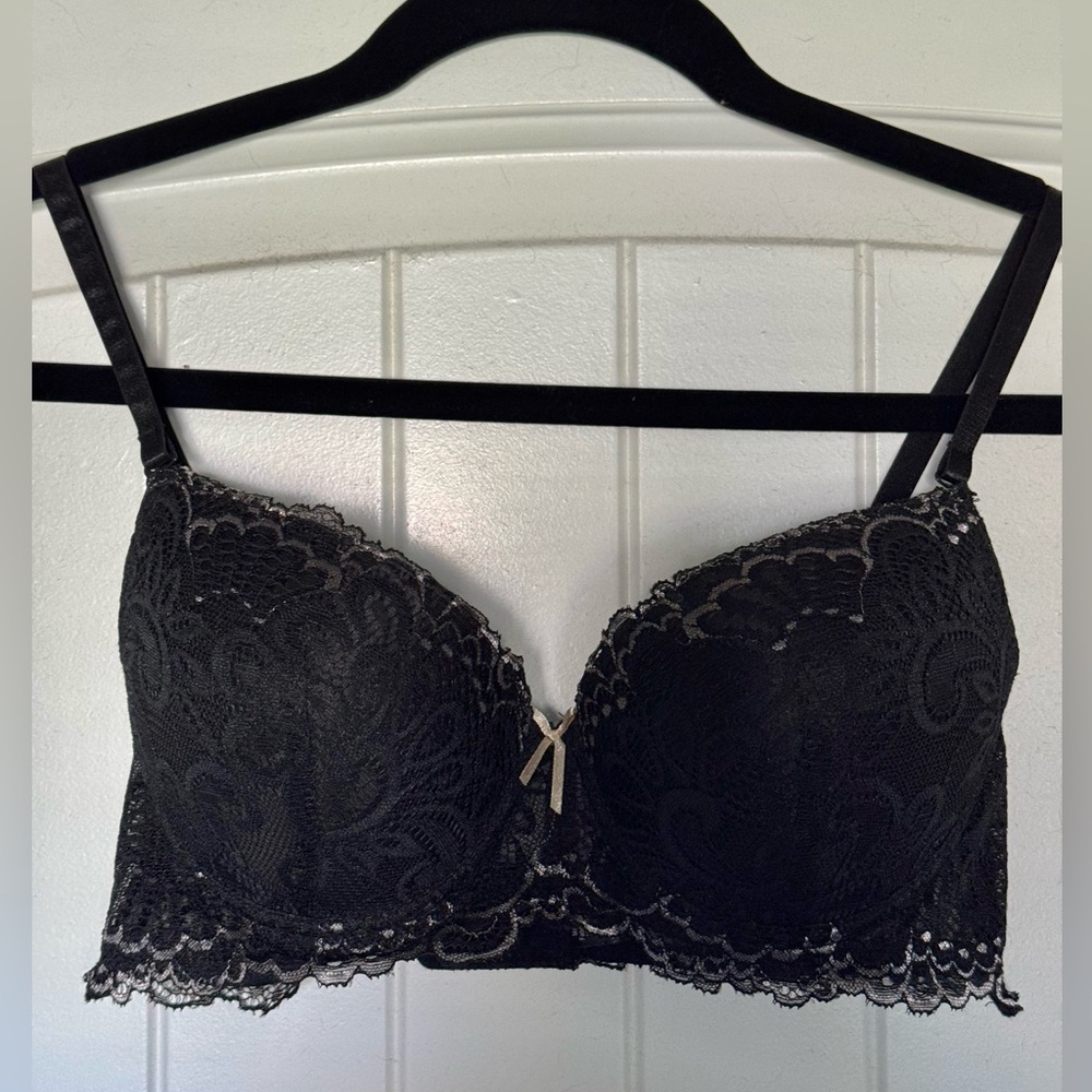 Black Lace Push Up Bra. Size 34B